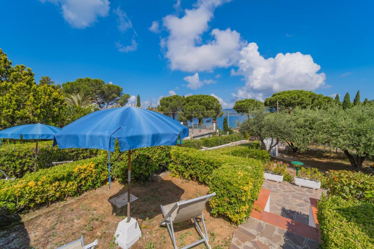 Residence Baia Delle Grazie Casa Morcone Kültér fotó