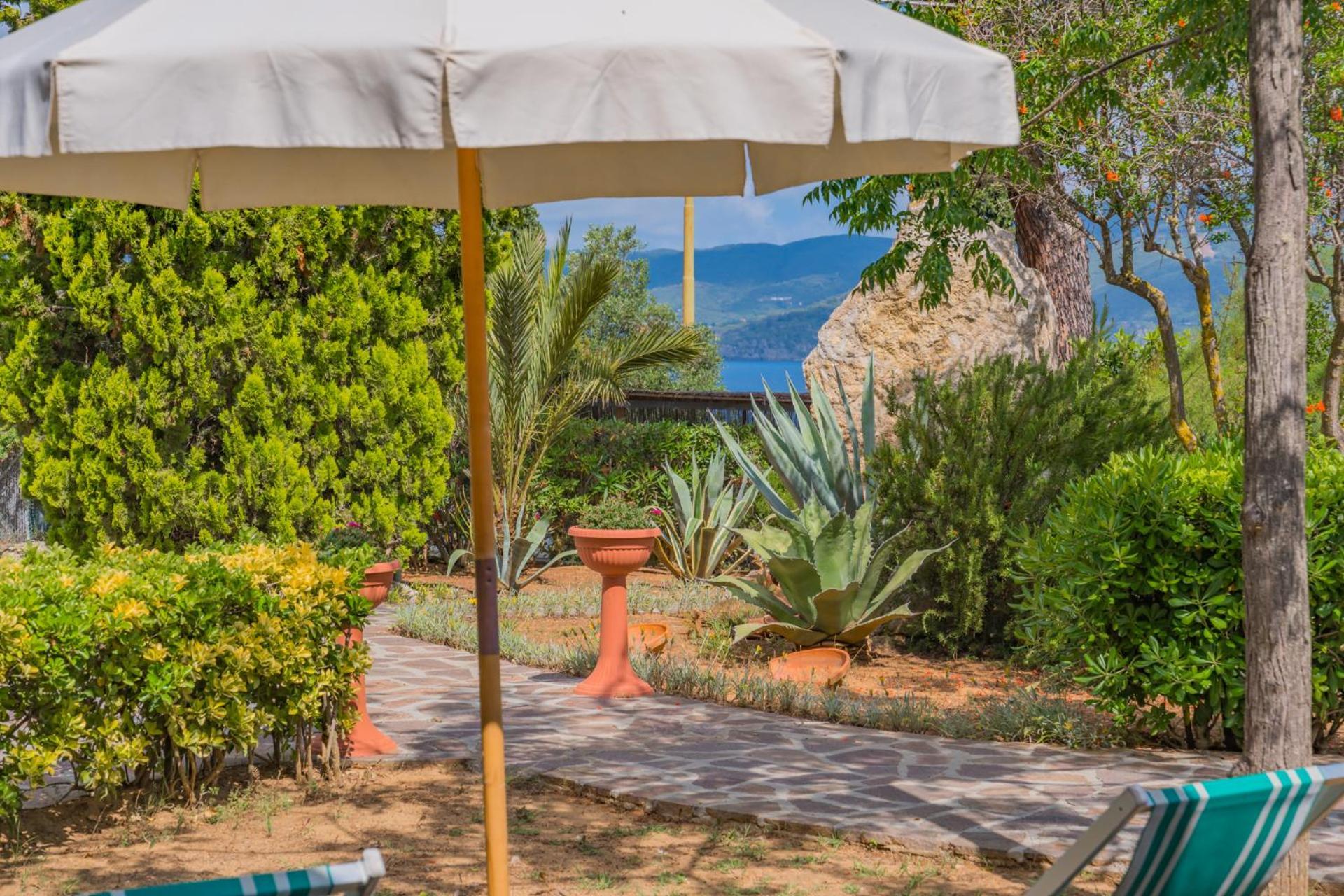 Residence Baia Delle Grazie Casa Morcone Kültér fotó