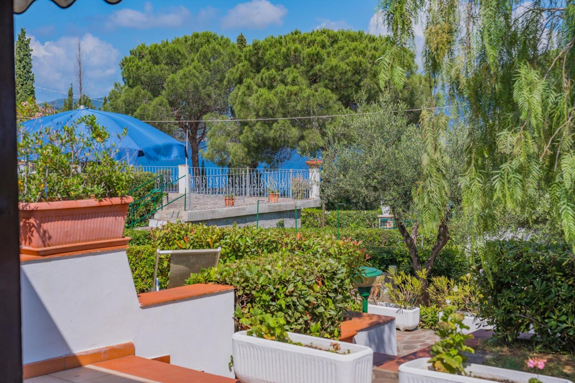 Residence Baia Delle Grazie Casa Morcone Kültér fotó